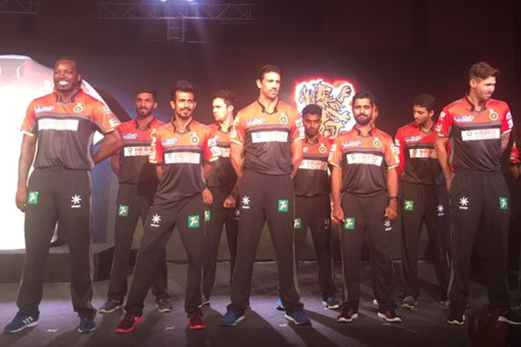 ಐಪಿಎಲ್: ಹೊಸ ಜರ್ಸಿ ಅನಾವರಣಗೊಳಿಸಿದ ಆರ್‌ಸಿಬಿ